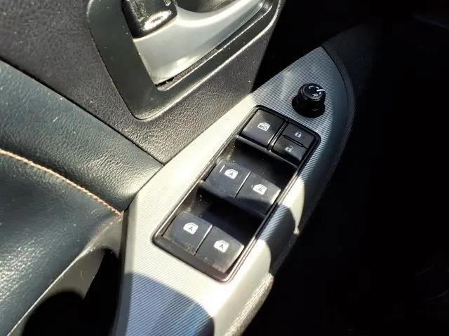 2017 Toyota Sienna SE 8 Passenger