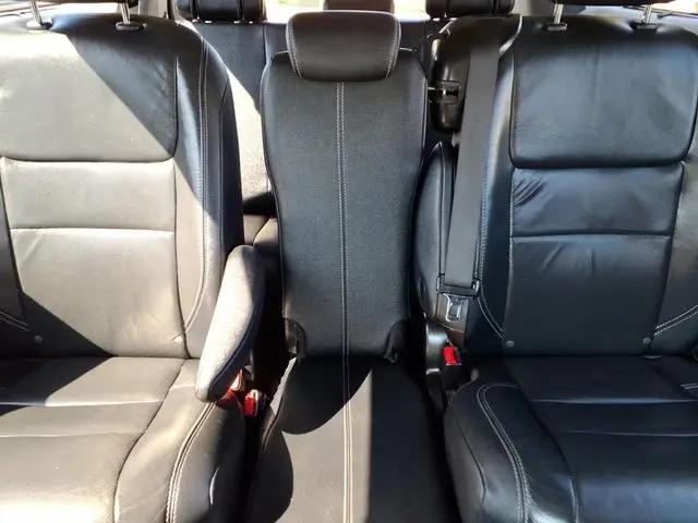 2017 Toyota Sienna SE 8 Passenger