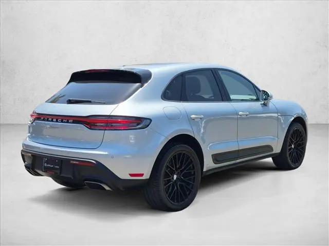 2023 Porsche Macan T