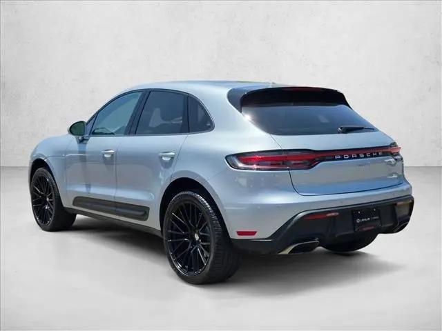 2023 Porsche Macan T