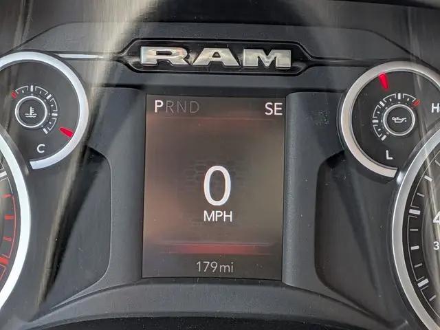 2026 Ram 3500 Tradesman/Big Horn