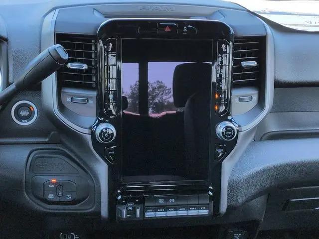 2026 Ram 3500 Tradesman/Big Horn