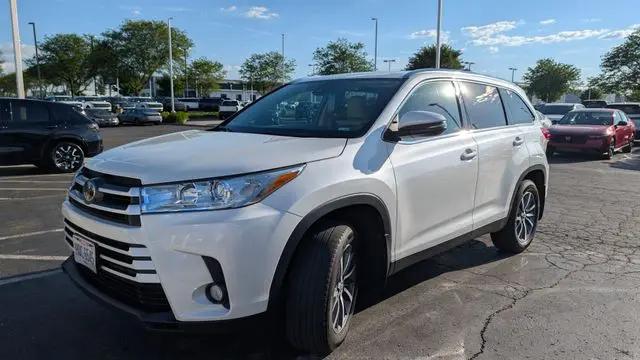 2019 Toyota Highlander for sale near Columbus, OH