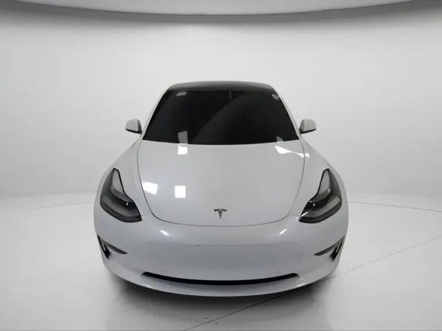 2021 Tesla Model 3 Standard Range Plus Rear-Wheel Drive