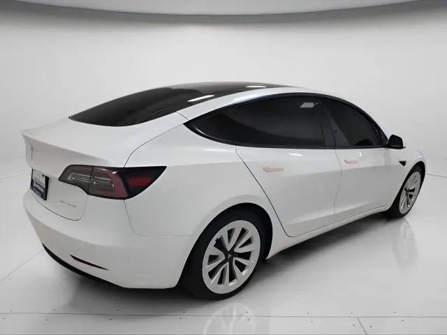 2021 Tesla Model 3 Standard Range Plus Rear-Wheel Drive