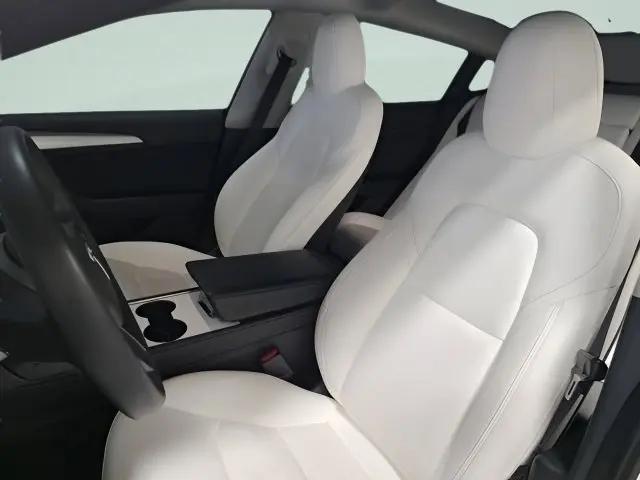 2021 Tesla Model 3 Standard Range Plus Rear-Wheel Drive
