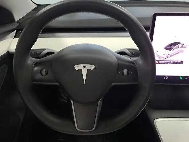 2021 Tesla Model 3 Standard Range Plus Rear-Wheel Drive