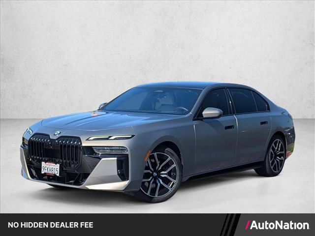 2023 BMW 7 Series 740i