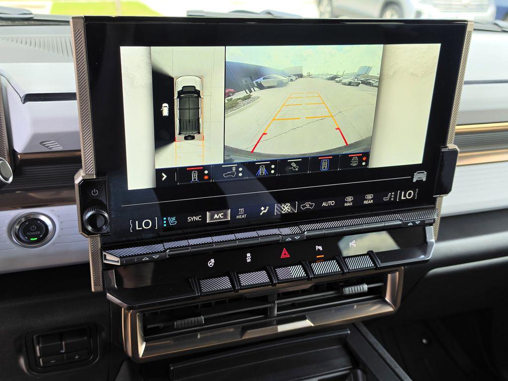 2025 GMC HUMMER EV 2X - Photo 10