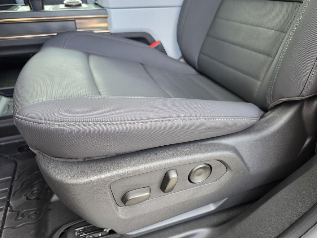 2025 GMC HUMMER EV 2X - Photo 14