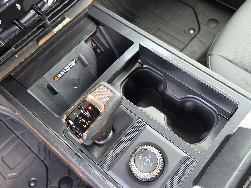 2025 GMC HUMMER EV 2X - Photo 26