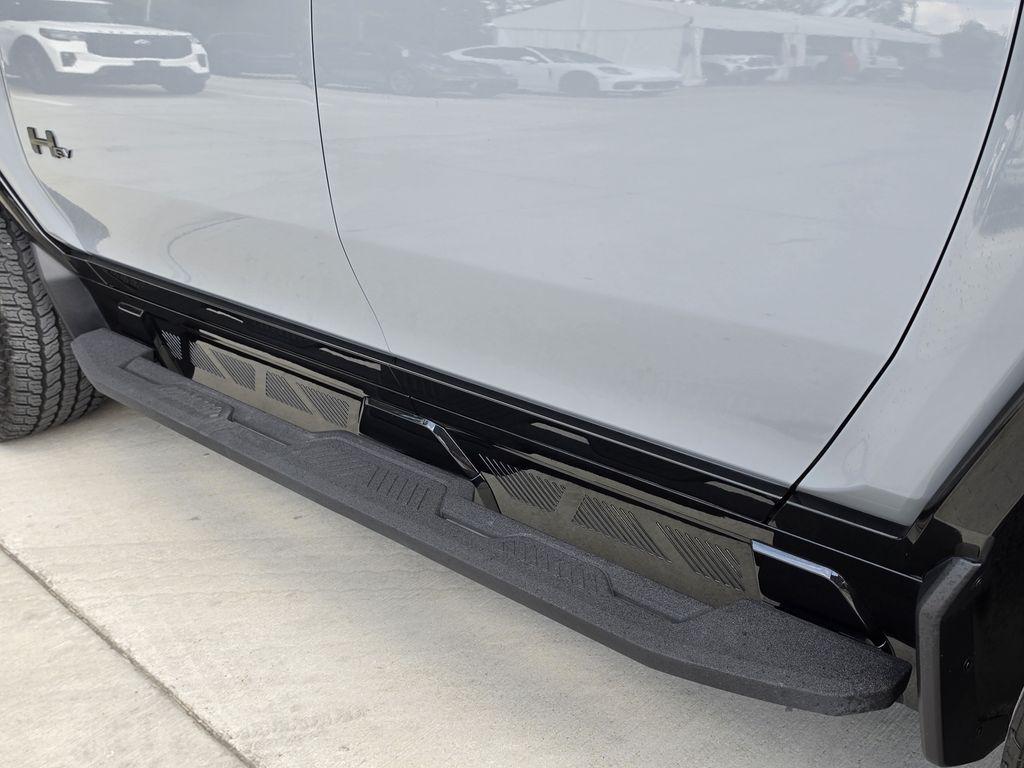 2025 GMC HUMMER EV 2X - Photo 45