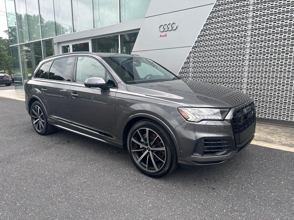 Samurai Gray Metallic 2024 Audi Q7 SUV / Crossover All-Wheel Drive 8-Speed Automatic