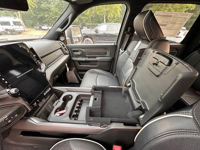 2026 Ram 2500 Laramie Crew Cab 4x4 64 Box