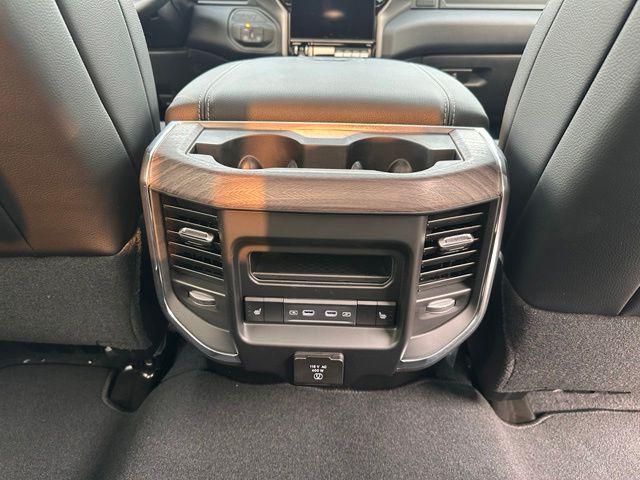 2026 Ram 2500 Laramie Crew Cab 4x4 64 Box