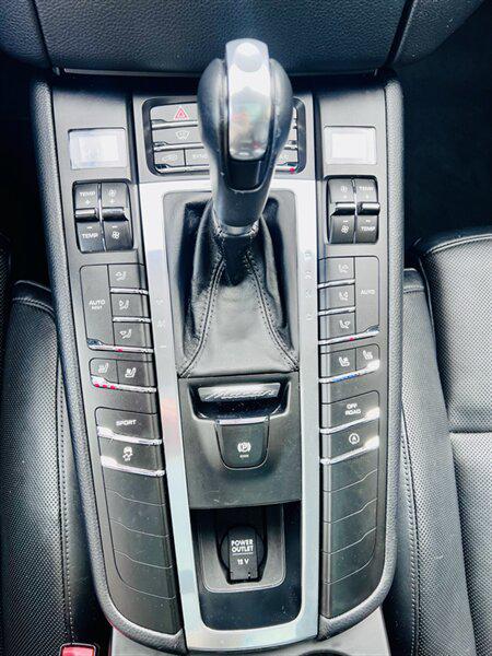 2016 Porsche Macan S