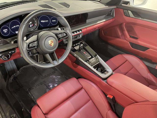 2023 Porsche 911 Carrera Cabriolet