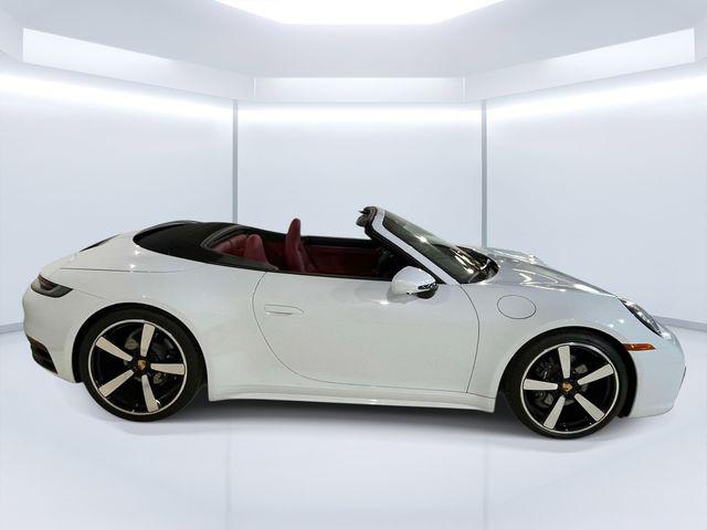 2023 Porsche 911 Carrera Cabriolet