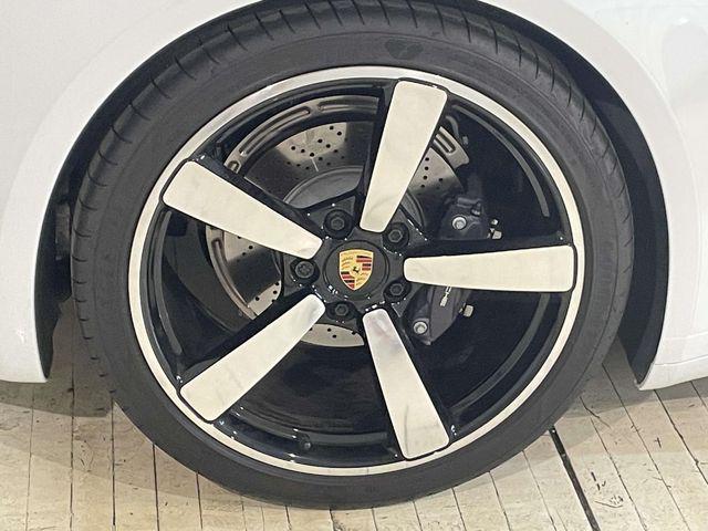 2023 Porsche 911 Carrera Cabriolet