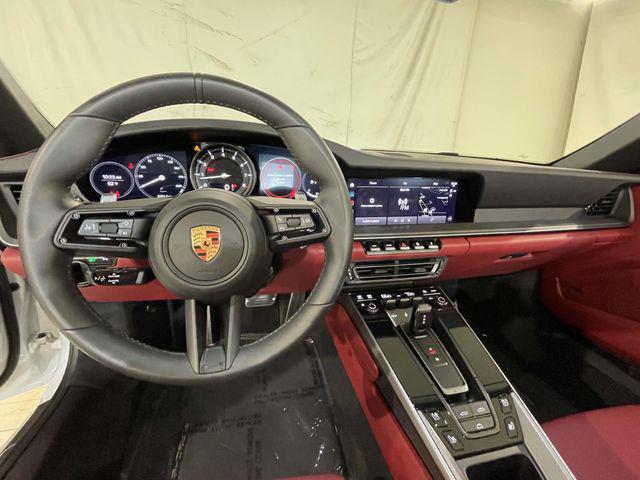 2023 Porsche 911 Carrera Cabriolet