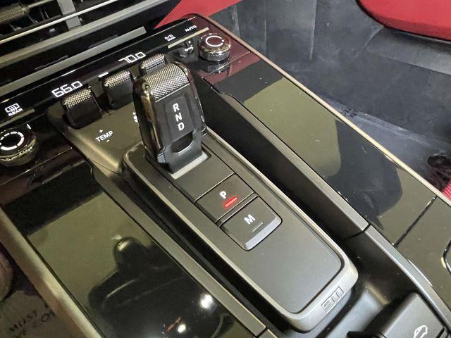 2023 Porsche 911 Carrera Cabriolet
