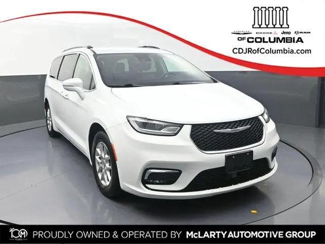 2022 Chrysler Pacifica Touring L for sale in Columbia, MO