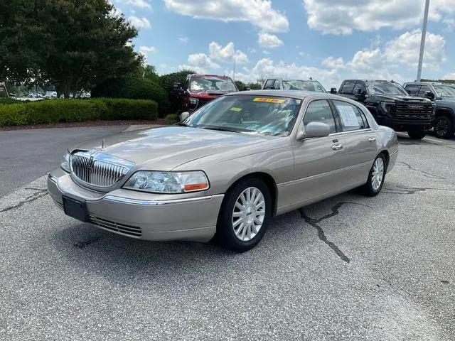 2003 Lincoln Town Car Executive for sale in Greer, SC