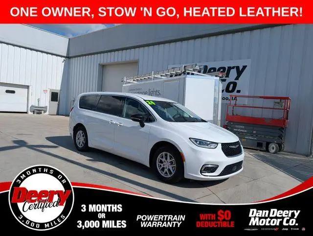 2024 Chrysler Pacifica Touring L for sale in Waterloo, IA