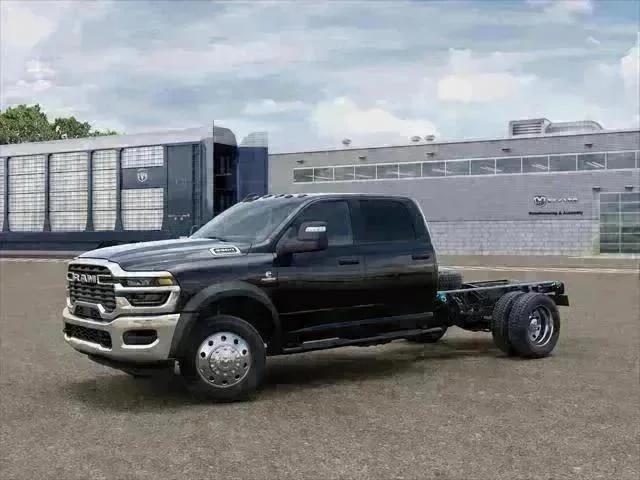 2026 RAM Ram 5500 Chassis Cab RAM 5500 TRADESMAN CHASSIS CREW CAB 4X4 60 CA