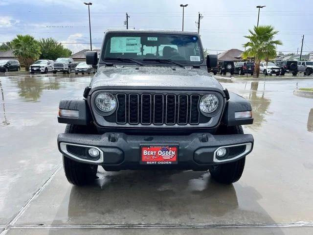 2026 Jeep Gladiator GLADIATOR SPORT 4X4 2026 Jeep Gladiator GLADIATOR SPORT 4X4