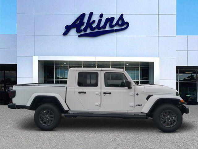 2026 Jeep Gladiator GLADIATOR SPORT S 4X4 2026 Jeep Gladiator GLADIATOR SPORT S 4X4