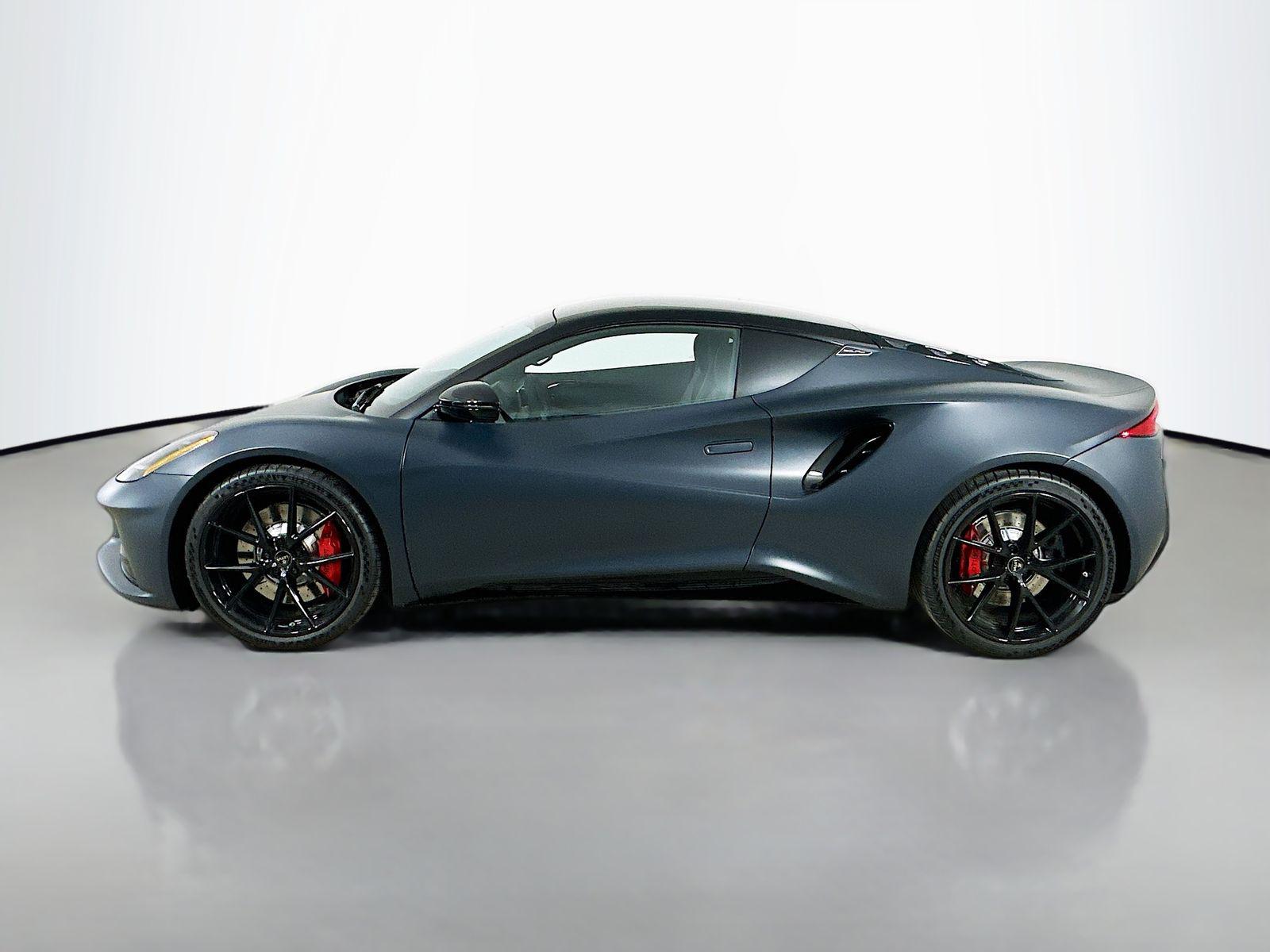 2026 Lotus Emira - Photo 8