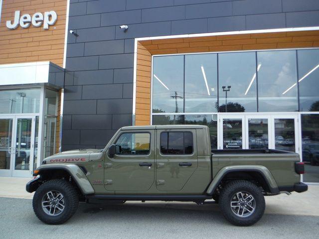 2026 Jeep Gladiator GLADIATOR MOJAVE 4X4 2026 Jeep Gladiator GLADIATOR MOJAVE 4X4