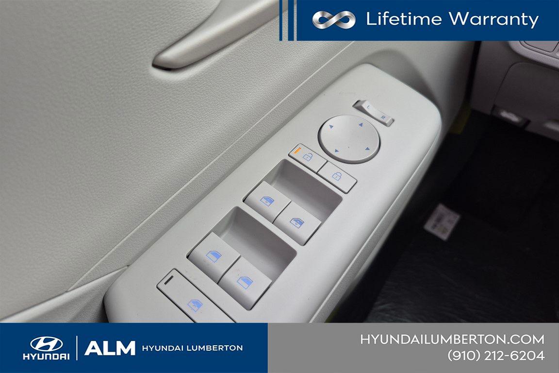 New 2026 Gray Pearl Hyundai SEL Sport FWD image 30