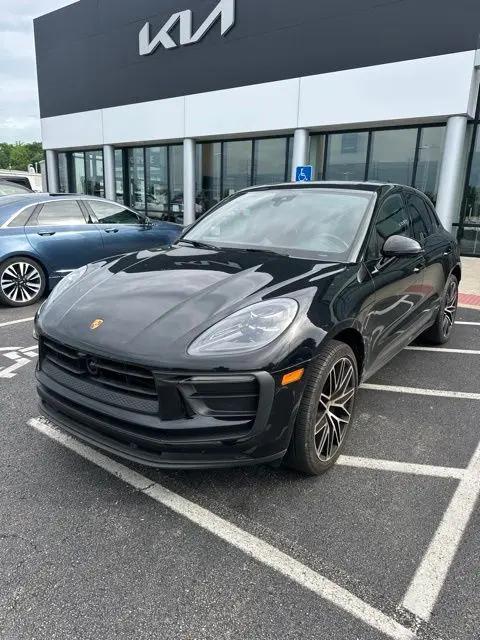 2023 Porsche Macan Macan