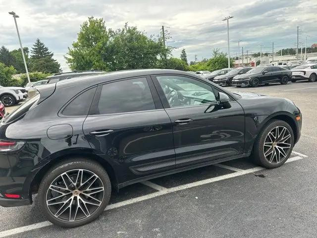 2023 Porsche Macan Macan