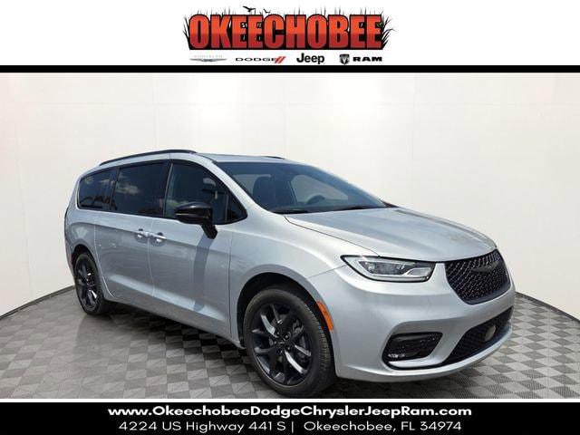 2024 Chrysler Pacifica Limited AWD for sale in FT DENAUD, FL