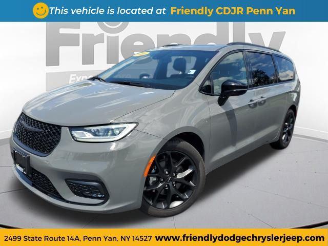 2025 Chrysler Pacifica Limited for sale in Penn Yan, NY