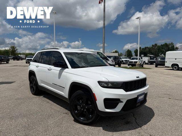 2022 Jeep Grand Cherokee Altitude 4x4 for sale in Ankeny, IA