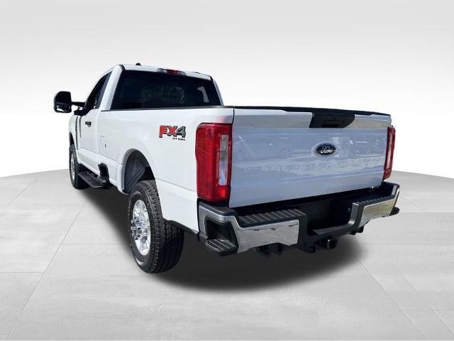 2025 Ford F-350 XLT