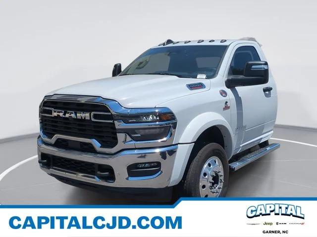 2026 RAM 5500 Chassis RAM 5500 BIG HORN CHASSIS REGULAR CAB 4X4 120 CA