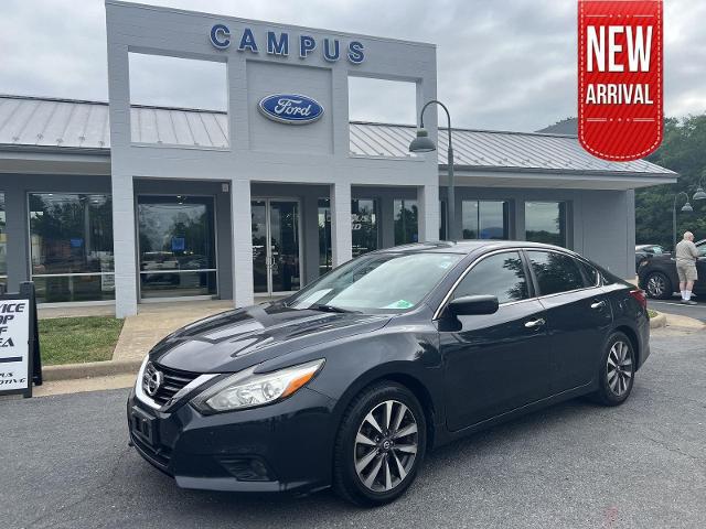 2017 Nissan Altima 2.5 SV for sale in Waynesboro, VA