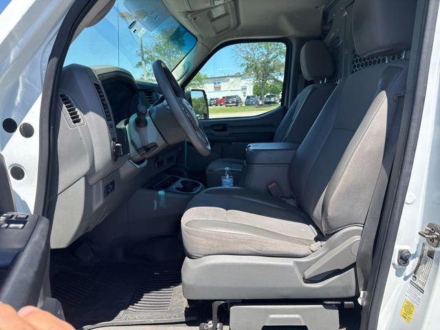 2018 Nissan NV Cargo NV2500 HD SV V6 2018 Nissan NV Cargo NV2500 HD SV V6