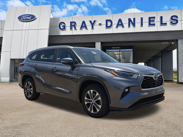 2023 Toyota Highlander XLE for sale in Brandon, MS