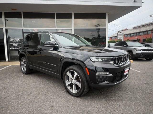 2023 Jeep Grand Cherokee Limited 4x4 2023 Jeep Grand Cherokee Limited 4x4