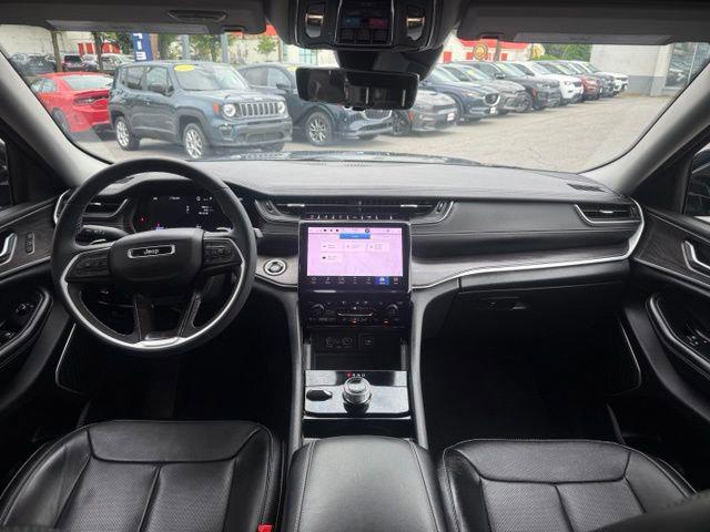 2023 Jeep Grand Cherokee Limited 4x4 2023 Jeep Grand Cherokee Limited 4x4