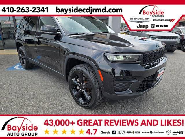 2023 Jeep Grand Cherokee Altitude 4x4 2023 Jeep Grand Cherokee Altitude 4x4