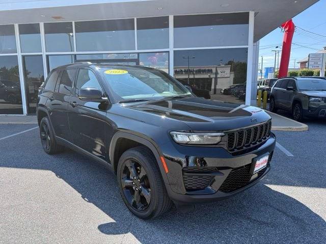 2023 Jeep Grand Cherokee Altitude 4x4 2023 Jeep Grand Cherokee Altitude 4x4