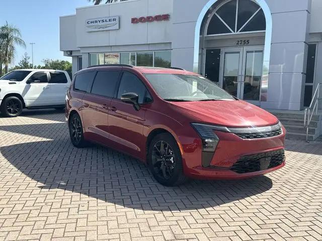 2027 Chrysler Pacifica Limited