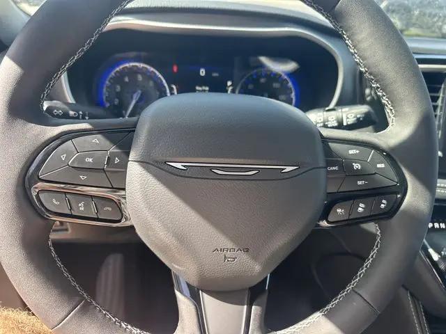2027 Chrysler Pacifica Limited